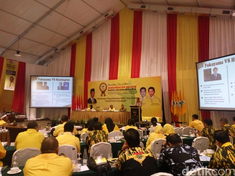 Kata Kapolri soal Usul Pembekuan KPK Kata Kapolri soal Usul Pembekuan KPK