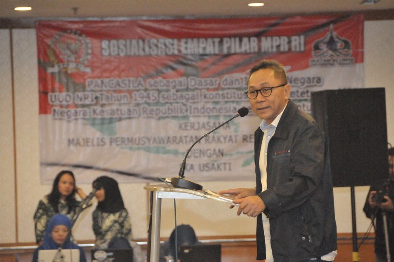 Ketua MPR Tolak Usul Pembekuan KPK Ketua MPR Tolak Usul Pembekuan KPK