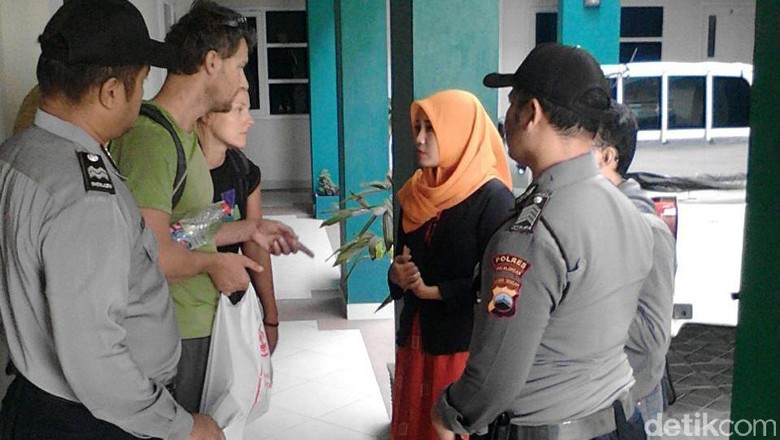 Baiknya Orang Pekalongan, Gratiskan Hotel, Bus dan Beri Uang Saku Baiknya Orang Pekalongan, Gratiskan Hotel, Bus dan Beri Uang Saku