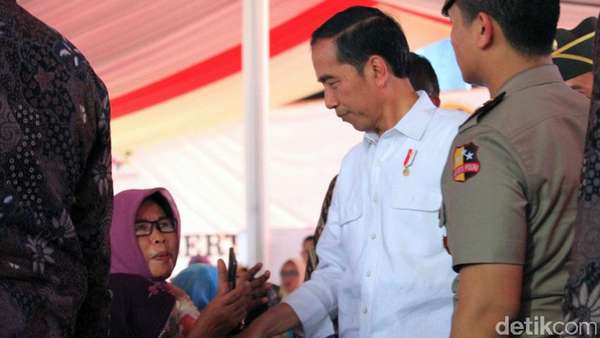 Dirjen Udara: Presiden Perintahkan Ada Bandara Komersial di Sumenep Dirjen Udara: Presiden Perintahkan Ada Bandara Komersial di Sumenep