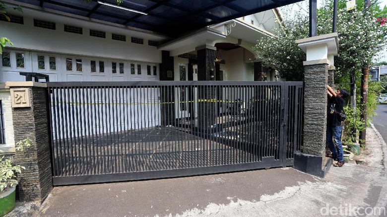Harta yang Dicuri Pembunuh Pasutri dalam Bedcover Hampir Rp 1 M Harta yang Dicuri Pembunuh Pasutri dalam Bedcover Hampir Rp 1 M