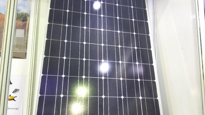 Mau Pasang Panel Surya di Atap Rumah, Berapa Harganya? Mau Pasang Panel Surya di Atap Rumah, Berapa Harganya?