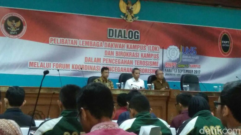 BNPT Ajak Mahasiswa Cegah Terorisme Berkembang di Kampus BNPT Ajak Mahasiswa Cegah Terorisme Berkembang di Kampus