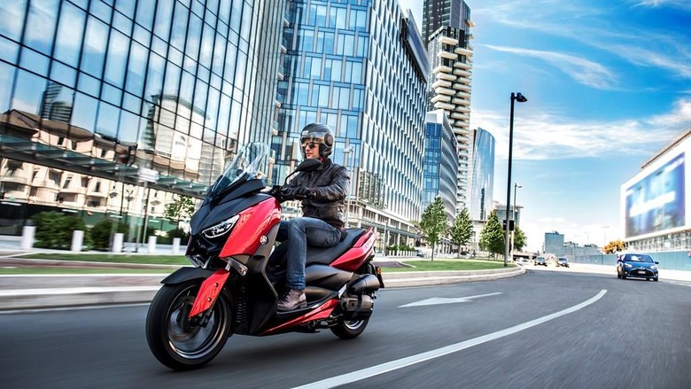 Yamaha XMAX Kini Ada Mesin 125 cc Yamaha XMAX Kini Ada Mesin 125 cc