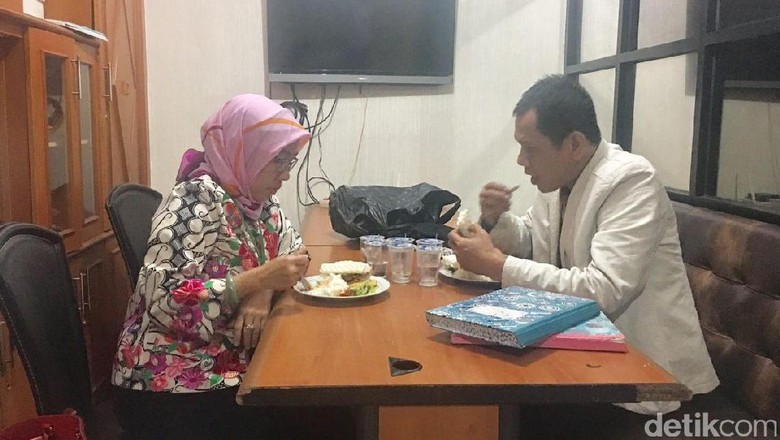 Indra Piliang Mengaku Konsumsi Sabu untuk Riset Novelnya Indra Piliang Mengaku Konsumsi Sabu untuk Riset Novelnya
