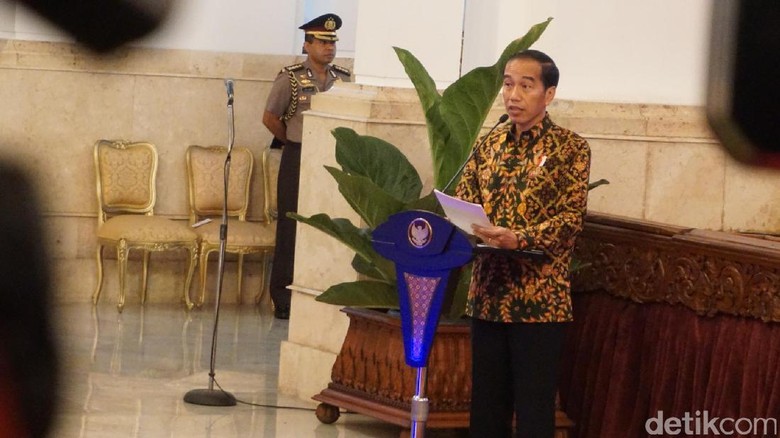 Jokowi Tegur Kemenkeu: Bikin Prosedur Laporan yang Sederhana Jokowi Tegur Kemenkeu: Bikin Prosedur Laporan yang Sederhana