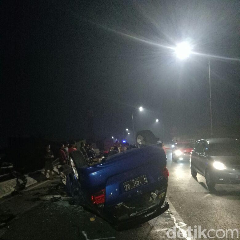 Kabur Usai Tabrak Biker di Bandung, Polisi Buru Sopir Honda Jazz Kabur Usai Tabrak Biker di Bandung, Polisi Buru Sopir Honda Jazz