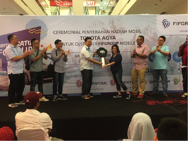 Warga Medan Dapat Mobil dari Aplikasi FIFGROUP Mobile Customer Warga Medan Dapat Mobil dari Aplikasi FIFGROUP Mobile Customer