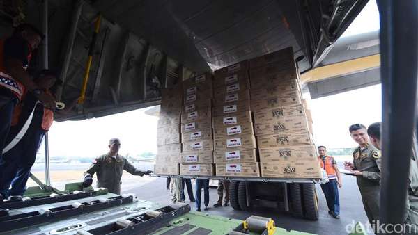 Bantuan Kemanusiaan RI untuk Rohingya Tiba di Yangon Myanmar Bantuan Kemanusiaan RI untuk Rohingya Tiba di Yangon Myanmar