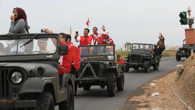 Arak-arakan atlet ASEAN Para Games 2017. Foto: Kemenpora