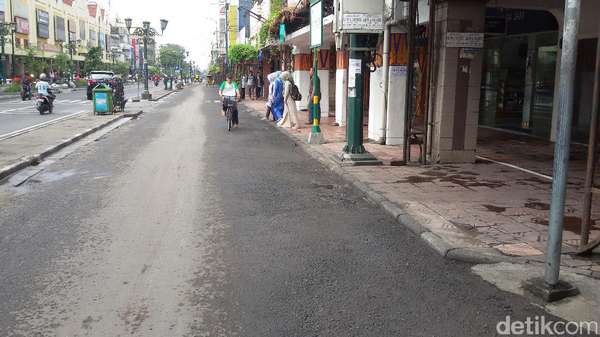 Video Saat Ribuan PKL di Jalanan Malioboro Yogya Raib Video Saat Ribuan PKL di Jalanan Malioboro Yogya Raib