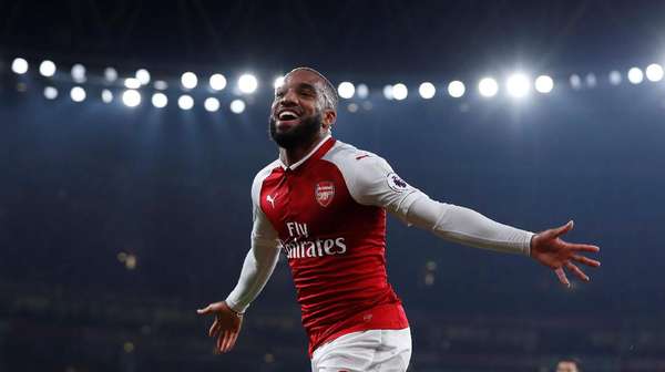 Lacazette Bawa Arsenal Memimpin 1-0 Lacazette Bawa Arsenal Memimpin 1-0