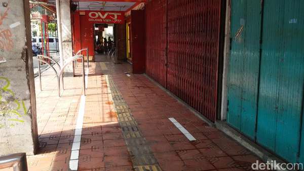 Ketika Ribuan PKL di Jalan Malioboro Yogya Kompak Libur Jualan Ketika Ribuan PKL di Jalan Malioboro Yogya Kompak Libur Jualan