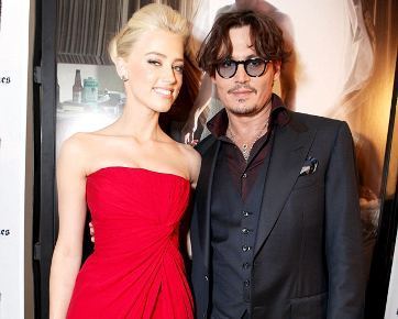 Johnny Depp & Amber Heard Resmi Pacaran Johnny Depp & Amber Heard Resmi Pacaran