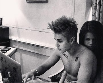 Lagi, Justin Bieber Pamer Foto Mesra dengan Selena di Instagram Lagi, Justin Bieber Pamer Foto Mesra dengan Selena di Instagram