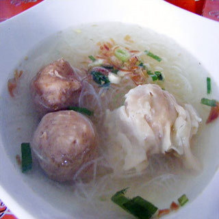 Biaya Membuat Warung Bakso | begini cara pedagang bakso siasati mahalnya daging sapi Biaya Membuat Warung Bakso | begini cara pedagang bakso siasati mahalnya daging sapi