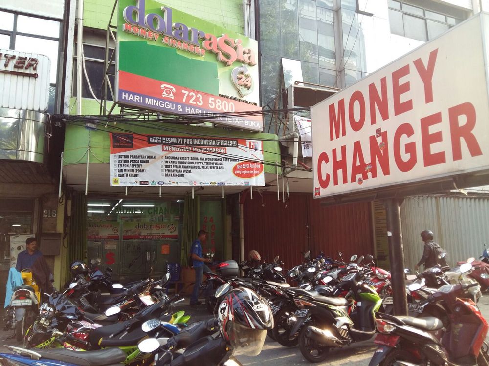 Nilai tukar valas di thailand