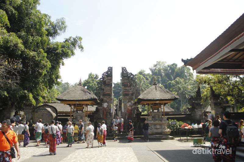 Tirta Empul, Mata Air Suci Bali Tirta Empul, Mata Air Suci Bali