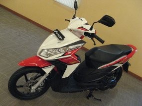 Dipajang Dimana Saja, Motor Matik Tetap Paling Laris Dipajang Dimana Saja, Motor Matik Tetap Paling Laris