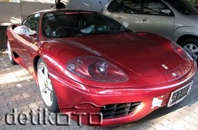 Ferrari Hello Kitty Elsie Lontoh Ferrari Hello Kitty Elsie Lontoh