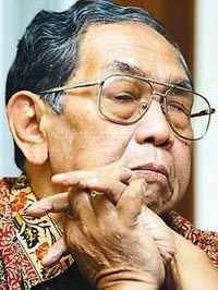Kasus Bruneigate & Buloggate Gus Dur Harus Lebih Dulu Diklarifikasi Kasus Bruneigate & Buloggate Gus Dur Harus Lebih Dulu Diklarifikasi