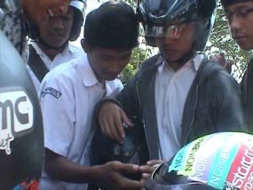 Sepasang Pelajar SMA Batang Terlibat Video Mesum Sepasang Pelajar SMA Batang Terlibat Video Mesum