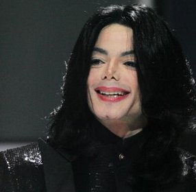 Keluarga Michael Jackson Tuntut Promotor \This Is It\ Keluarga Michael Jackson Tuntut Promotor \This Is It\