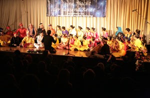 Paduan Suara Mahasiswa Unpad Pukau Berlin Paduan Suara Mahasiswa Unpad Pukau Berlin