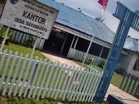 Kantor Desa Savanajaya di Pulau Buru. Kantor Desa Savanajaya di Pulau Buru.