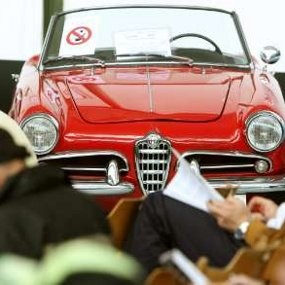 10 Mobil Asyik untuk Bercinta 10 Mobil Asyik untuk Bercinta