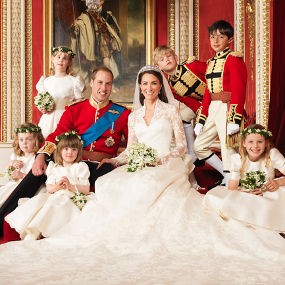 Ini Dia Foto Resmi Pernikahan Pangeran William dan Kate Middleton Ini Dia Foto Resmi Pernikahan Pangeran William dan Kate Middleton