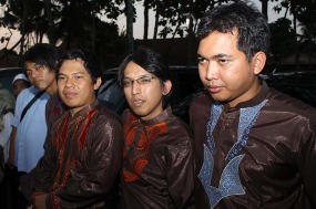 Wali Kembali ke Pesantren Wali Kembali ke Pesantren