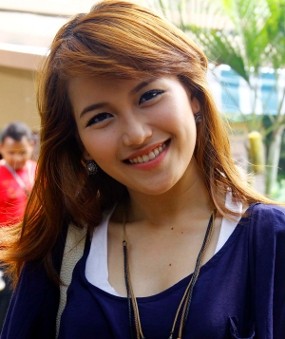 Arti di Balik Nama Ayu Ting Ting Arti di Balik Nama Ayu Ting Ting