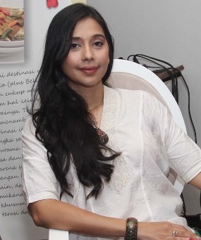 Ayu Azhari Bersyukur Anaknya Sering Berdakwah Ayu Azhari Bersyukur Anaknya Sering Berdakwah