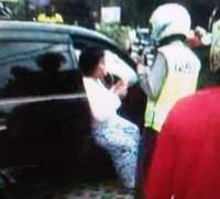 Jangan Cuma Razia, Awasi Ketat Bahan Dasar Pembuatan Ekstasi Jangan Cuma Razia, Awasi Ketat Bahan Dasar Pembuatan Ekstasi