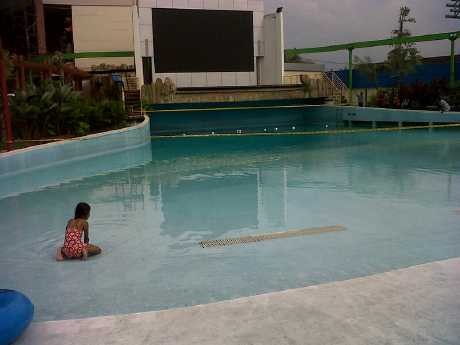 Karyawan Tewas di Kolam Renang Hotel Hermes Palace Polonia Karyawan Tewas di Kolam Renang Hotel Hermes Palace Polonia