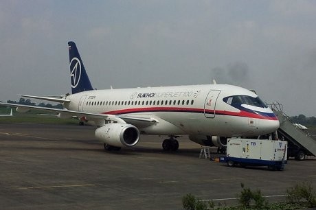 Dari Udara, Sukhoi yang Jatuh di Gunung Salak Tampak Utuh Dari Udara, Sukhoi yang Jatuh di Gunung Salak Tampak Utuh