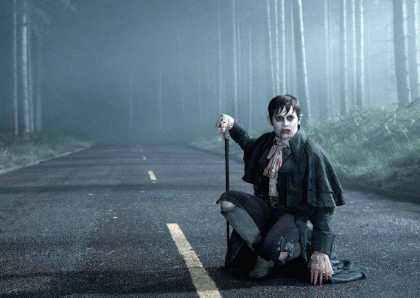 \Dark Shadows\: Kembali ke Vampir Klasik \Dark Shadows\: Kembali ke Vampir Klasik