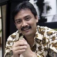 3 Orang Tewas di Laga Persija Vs Persib, Menpora: Perusuh Harus Ditindak 3 Orang Tewas di Laga Persija Vs Persib, Menpora: Perusuh Harus Ditindak