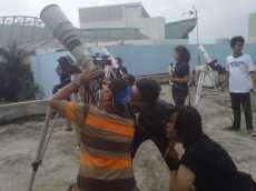 Pengunjung Planetarium Jakarta Antusias Amati Transit Venus Pengunjung Planetarium Jakarta Antusias Amati Transit Venus