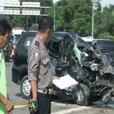 1 Orang Tewas Akibat Tabrakan Beruntun di Tol Amplas Medan 1 Orang Tewas Akibat Tabrakan Beruntun di Tol Amplas Medan