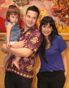 Enam Bulan Lagi, Nafa Urbach Ingin Tambah Anak Enam Bulan Lagi, Nafa Urbach Ingin Tambah Anak