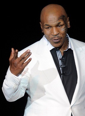 Mike Tyson Menuju Panggung Broadway Mike Tyson Menuju Panggung Broadway