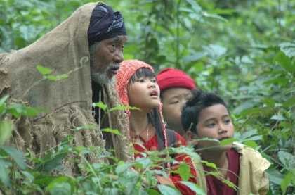 \Ambilkan Bulan\: Petualangan Anak-anak dalam Cita Rasa Fantasi \Ambilkan Bulan\: Petualangan Anak-anak dalam Cita Rasa Fantasi
