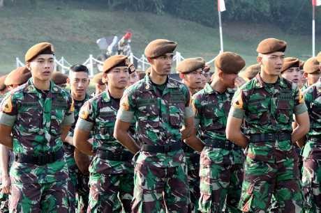 836 Taruna TNI dan Polri Dilantik Jadi Perwira oleh SBY 12 Juli 836 Taruna TNI dan Polri Dilantik Jadi Perwira oleh SBY 12 Juli