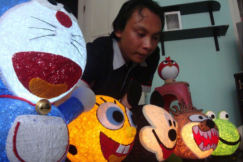 Pengusaha Ini Sukses Menyulap Benang Jahit Jadi Lampion Cantik Pengusaha Ini Sukses Menyulap Benang Jahit Jadi Lampion Cantik