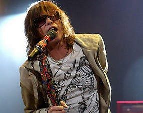 Steven Tyler Tinggalkan American Idol Steven Tyler Tinggalkan American Idol