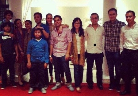 Luna Maya Ngaku Cuma Teman dengan Juno Adhi Luna Maya Ngaku Cuma Teman dengan Juno Adhi