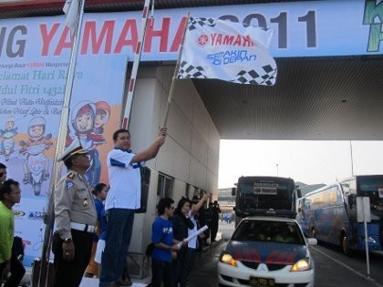 Kurangi Kecelakaan Lalu Lintas, Yamaha Mudik Bareng Naik Bus Kurangi Kecelakaan Lalu Lintas, Yamaha Mudik Bareng Naik Bus