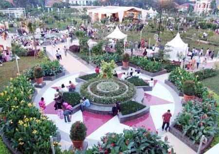 Taman Menteng (Dikhy Sasra/detikFoto) Taman Menteng (Dikhy Sasra/detikFoto)